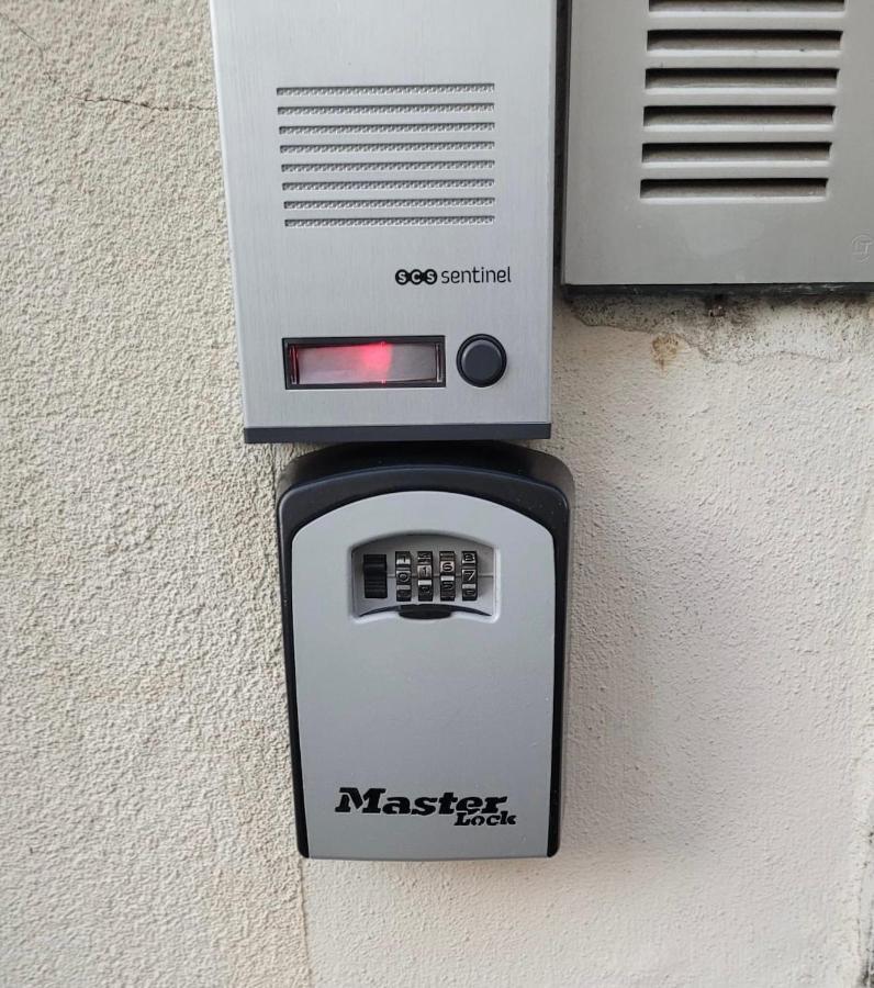 Appartamenti In Centro Storico A 15 Min Dal Lago D'Iseo - Free Wi-Fi - Ac Pallazzolo sullʼOglio Esterno foto