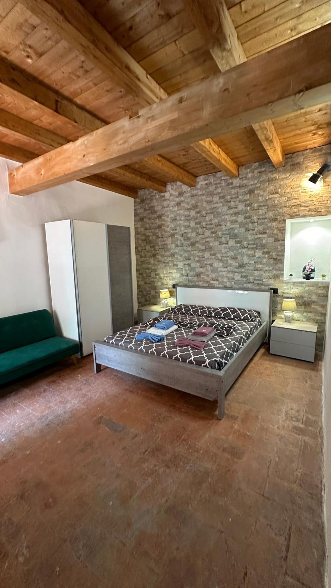 Appartamenti In Centro Storico A 15 Min Dal Lago D'Iseo - Free Wi-Fi - Ac Pallazzolo sullʼOglio Esterno foto